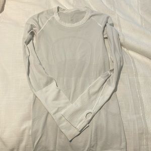 Lululemon Swiftly long sleeve.